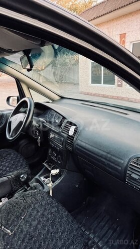 Opel Zafira 2005, 222,000 km - 1.6 л - Neftçala