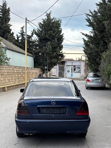 Mercedes C 220 1998, 440,000 km - 2.2 l - Bakı