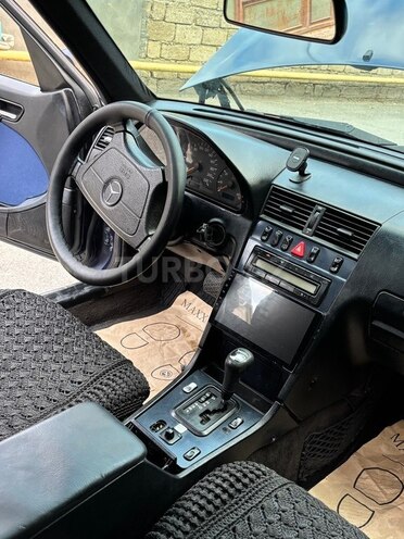 Mercedes C 220 1998, 440,000 km - 2.2 l - Bakı