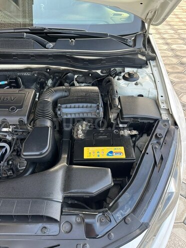 Kia Optima 2010, 222,126 km - 2.4 l - Saatlı