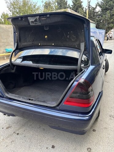 Mercedes C 220 1998, 440,000 km - 2.2 l - Bakı