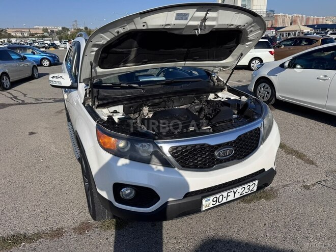 Kia Sorento 2011, 335,000 km - 2.0 л - Bakı