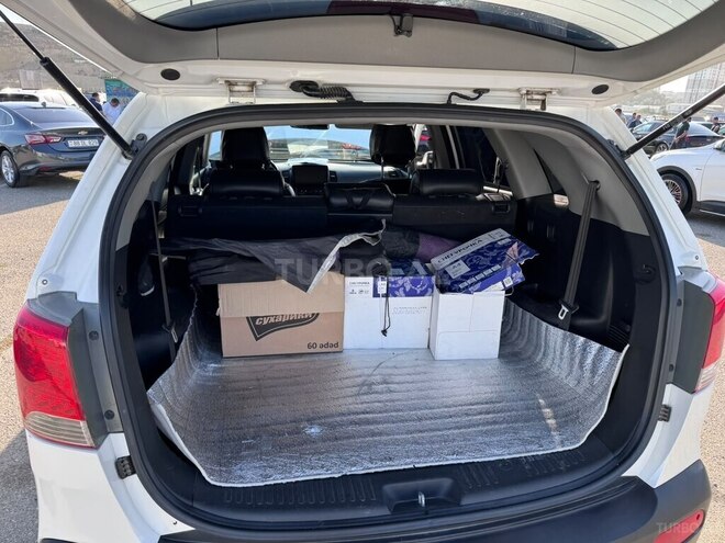 Kia Sorento 2011, 335,000 km - 2.0 л - Bakı