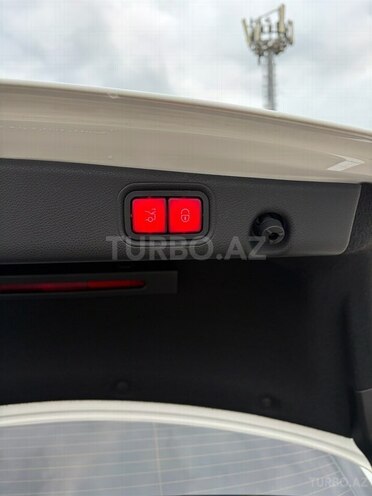 Mercedes E 220 d 4MATIC 2020, 118,000 km - 2.0 l - Bakı
