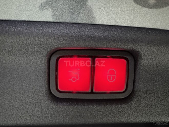 Mercedes E 300 e 2022, 33,000 km - 2.0 l - Bakı
