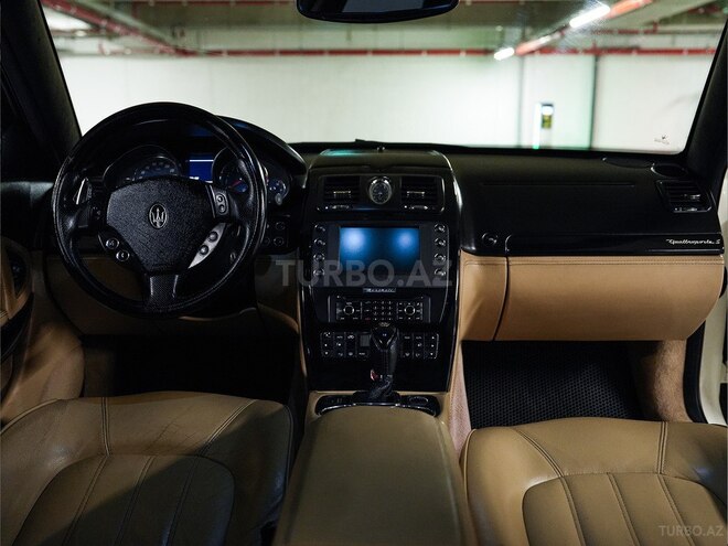 Maserati Quattroporte 2011, 137,000 km - 4.7 l - Bakı