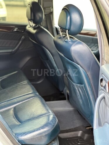 Mercedes C 200 2002, 284,642 km - 2.0 л - Bakı