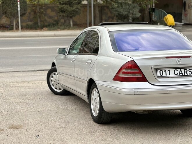 Mercedes C 200 2002, 284,642 km - 2.0 л - Bakı