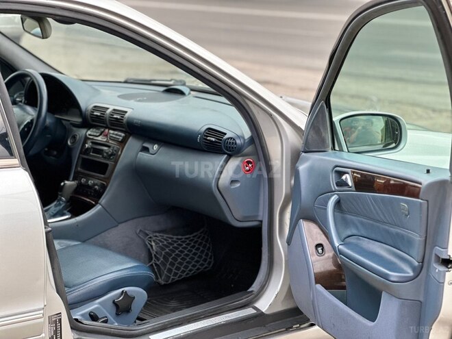 Mercedes C 200 2002, 284,642 km - 2.0 л - Bakı