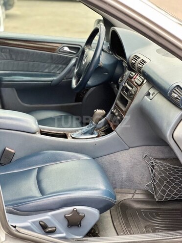 Mercedes C 200 2002, 284,642 km - 2.0 л - Bakı