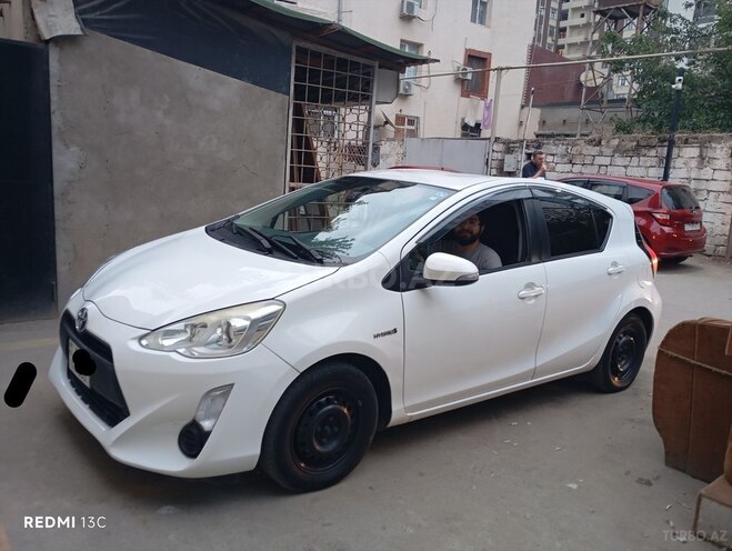 Toyota Aqua 2017, 290,000 km - 1.5 l - Bakı