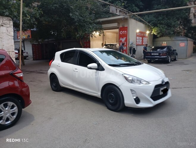 Toyota Aqua 2017, 290,000 km - 1.5 l - Bakı