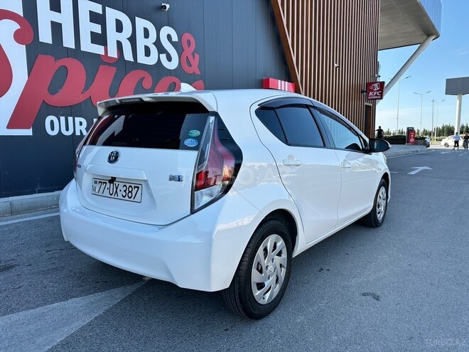 Toyota Aqua 2016, 155,000 km - 1.5 l - Bakı