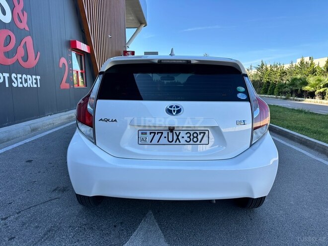 Toyota Aqua 2016, 155,000 km - 1.5 l - Bakı