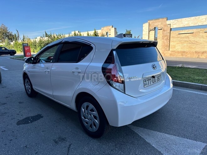 Toyota Aqua 2016, 155,000 km - 1.5 l - Bakı