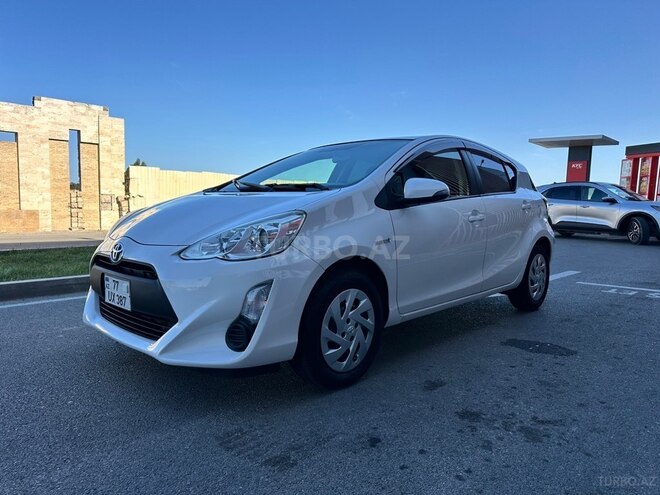 Toyota Aqua 2016, 155,000 km - 1.5 l - Bakı