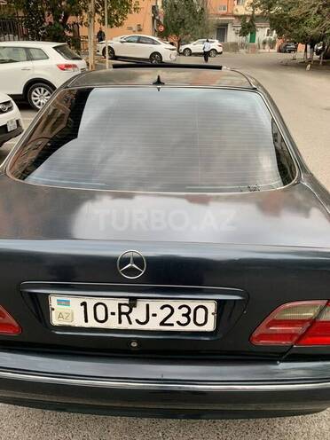 Mercedes E 230 1995, 523,500 km - 2.3 l - Bakı