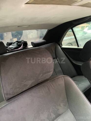 Mercedes E 230 1995, 523,500 km - 2.3 l - Bakı