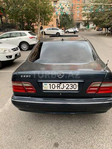 Mercedes E 230 1995, 523,500 km - 2.3 l - Bakı