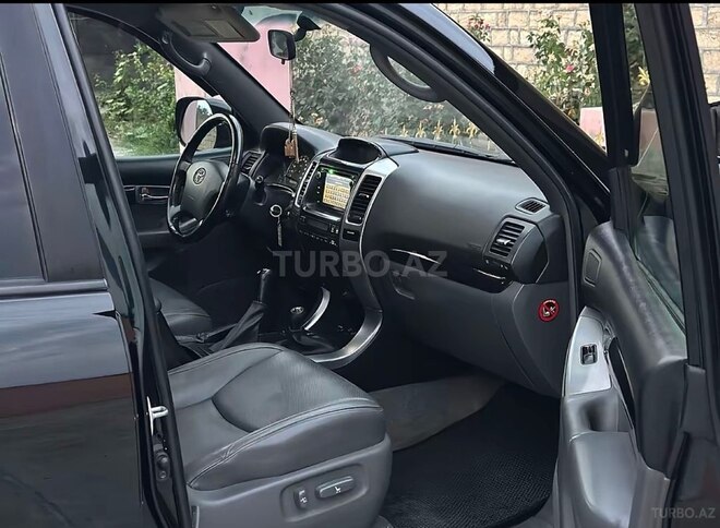 Toyota Land Cruiser Prado 2006, 233,000 km - 4.0 л - Bakı