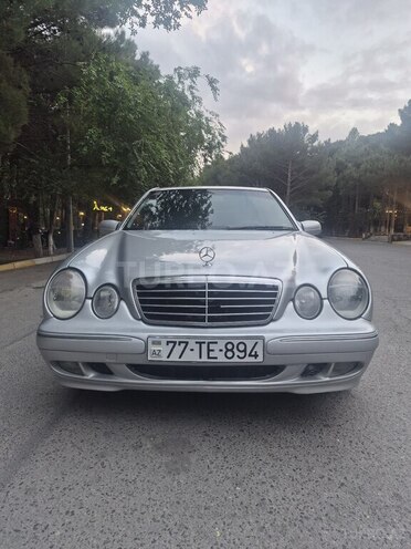 Mercedes E 270 2000, 427,421 km - 2.7 l - Xırdalan