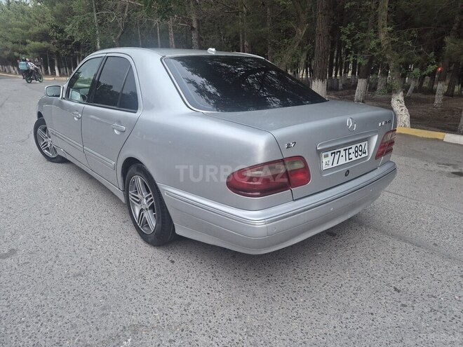 Mercedes E 270 2000, 427,421 km - 2.7 l - Xırdalan