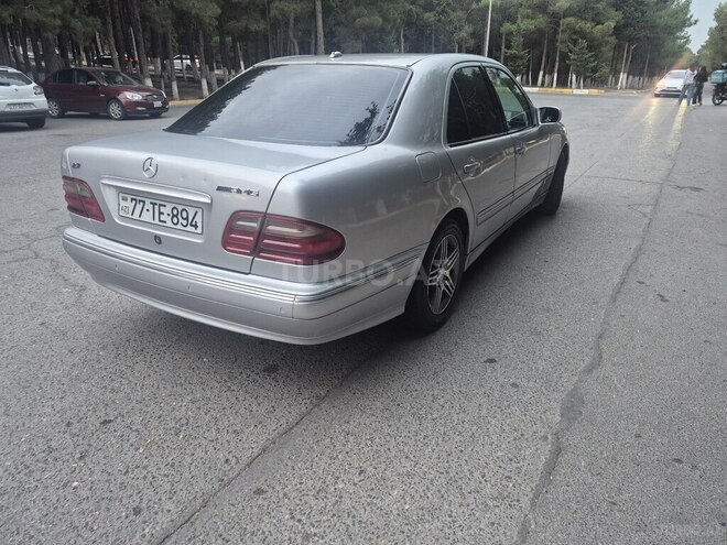 Mercedes E 270 2000, 427,421 km - 2.7 l - Xırdalan