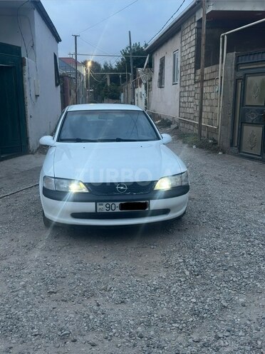 Opel Vectra 1996, 324,000 km - 1.8 л - Sumqayıt