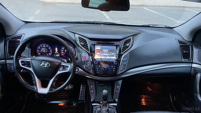 Hyundai i40 2013, 204,484 km - 2.0 l - Bakı