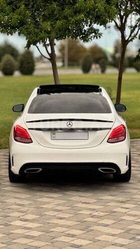 Mercedes C 300 2017, 128,000 km - 2.0 l - Bakı