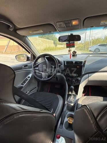 Hyundai Accent 2016, 260,000 km - 1.6 l - Ağdaş