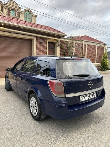 Opel Astra 2005, 295,000 km - 1.4 l - Bakı