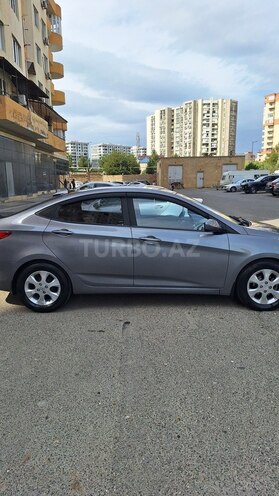 Hyundai Accent 2015, 185,625 km - 1.6 л - Bakı