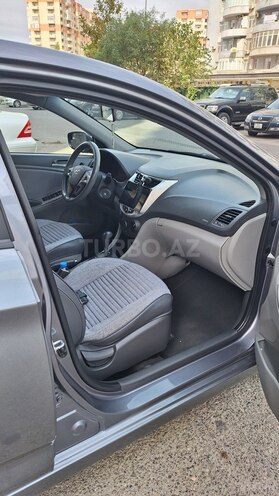 Hyundai Accent 2015, 185,625 km - 1.6 л - Bakı
