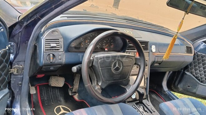 Mercedes C 180 1994, 461,000 km - 1.8 l - Quba