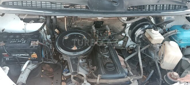 GAZ 27527-745 2006, 284,000 km - 2.3 л - Salyan