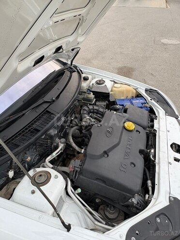 LADA (VAZ) Priora 2012, 320,000 km - 1.6 l - Salyan