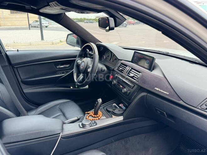 BMW 330 2015, 204,000 km - 2.0 l - Sumqayıt