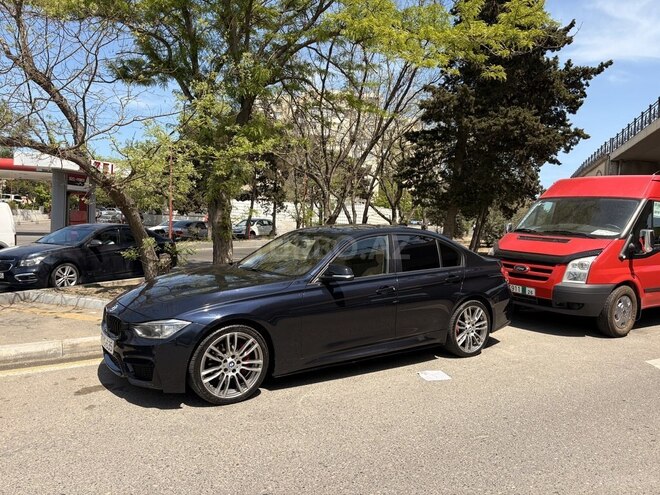 BMW 328 2013, 330,000 km - 2.0 л - Bakı