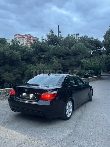 BMW 525 2005, 240,000 km - 2.5 л - Bakı