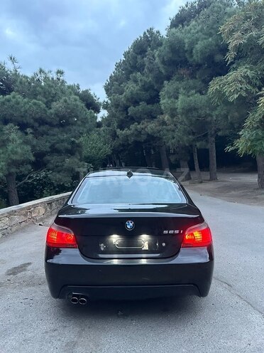 BMW 525 2005, 240,000 km - 2.5 л - Bakı