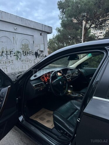 BMW 525 2005, 240,000 km - 2.5 л - Bakı