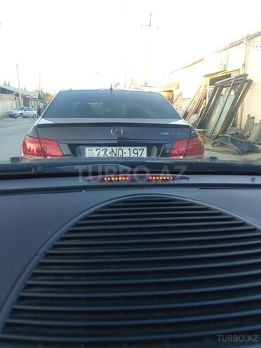 Mercedes E 200 2003, 331,258 km - 1.8 l - Bakı