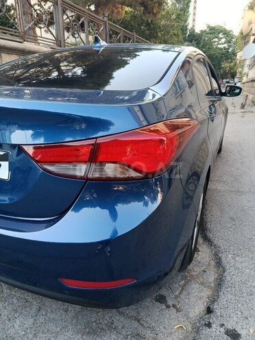 Hyundai Elantra 2015, 214,000 km - 1.8 л - Bakı
