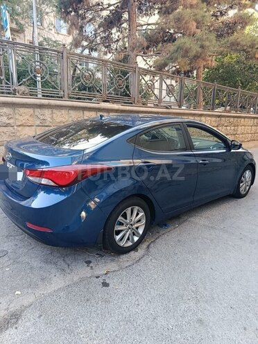 Hyundai Elantra 2015, 214,000 km - 1.8 л - Bakı
