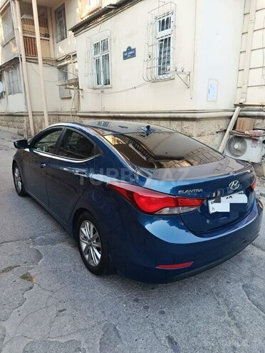 Hyundai Elantra 2015, 214,000 km - 1.8 л - Bakı