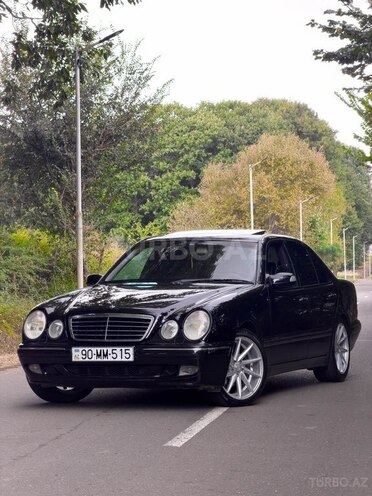 Mercedes E 240 2000, 286,000 km - 2.4 l - Masallı