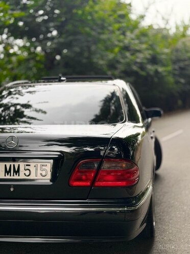 Mercedes E 240 2000, 286,000 km - 2.4 l - Masallı