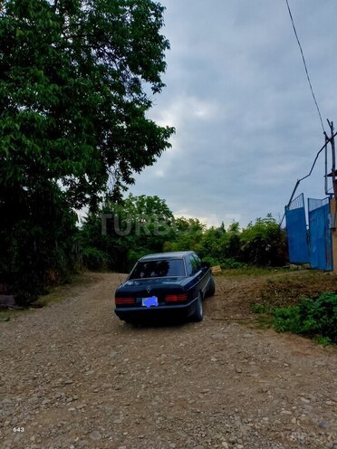 Mercedes C 230 1993, 600,000 km - 2.3 l - Qusar