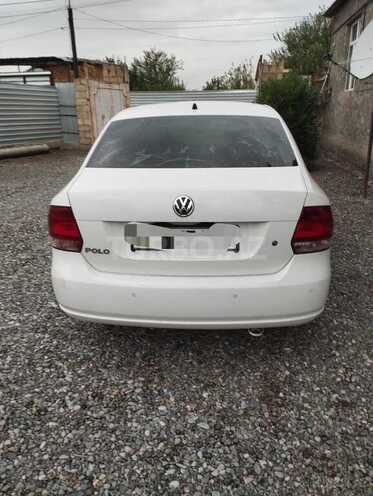 Volkswagen Polo 2013, 168,000 km - 1.6 l - Bakı